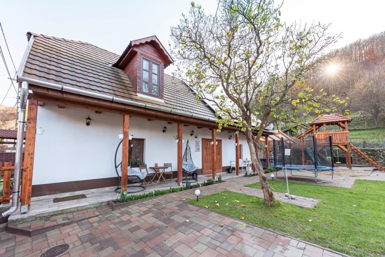 Apartamento HepeHuta Házikó Háromhuta Exterior foto