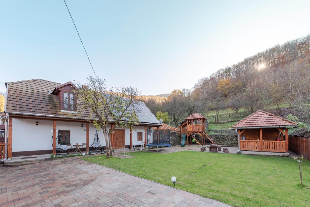 Apartamento HepeHuta Házikó Háromhuta Exterior foto