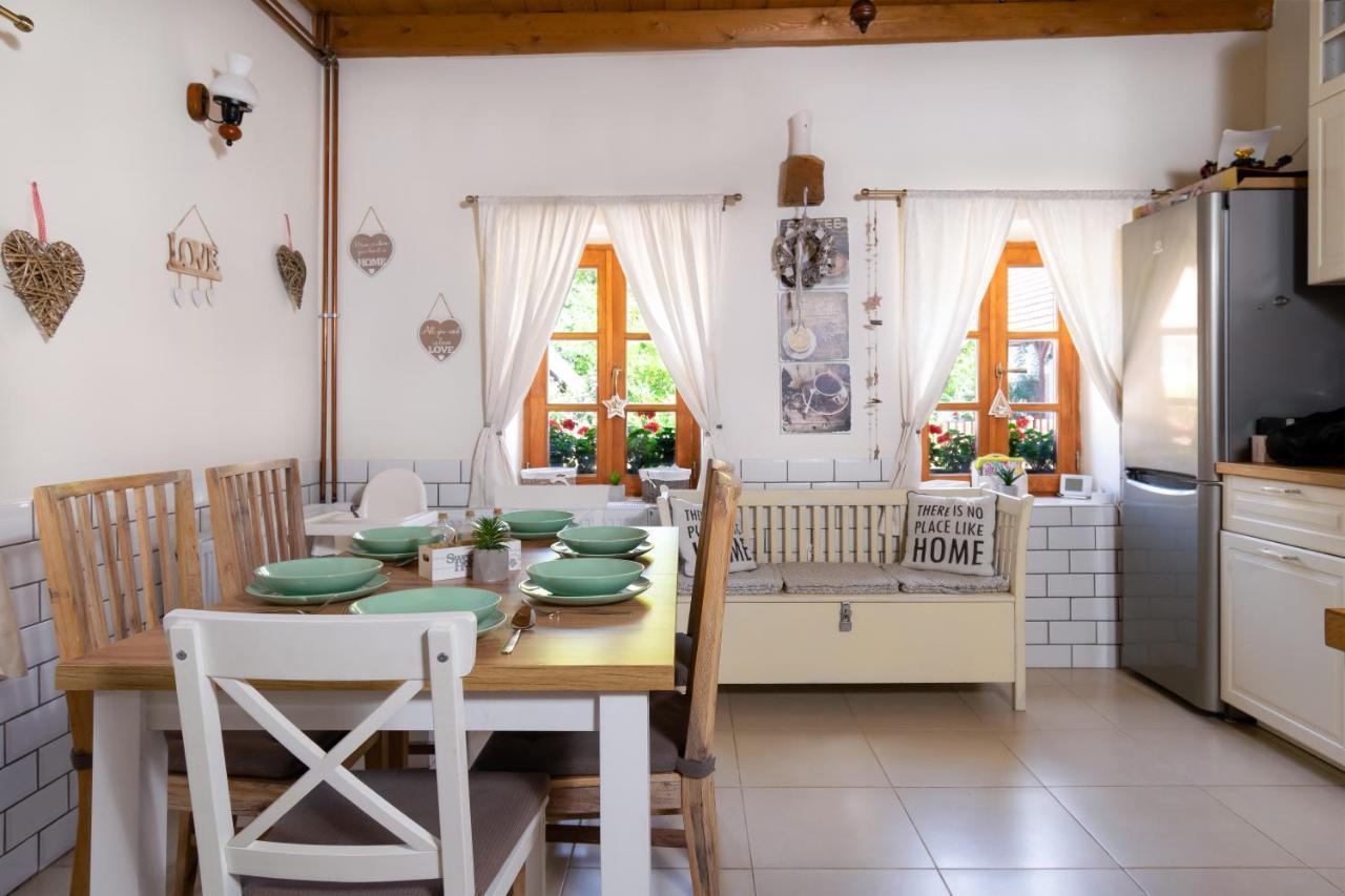 Apartamento HepeHuta Házikó Háromhuta Exterior foto
