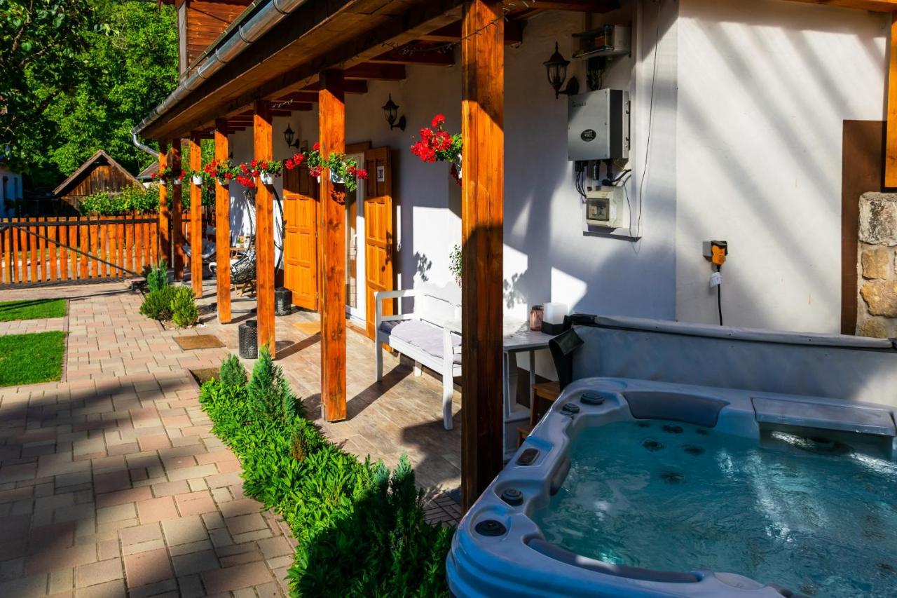 Apartamento HepeHuta Házikó Háromhuta Exterior foto